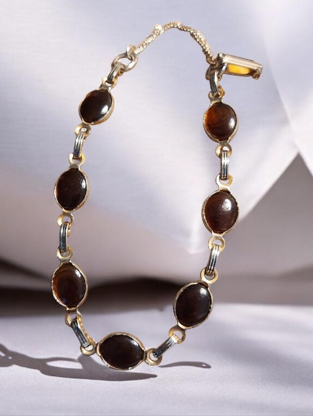 Vintage 《 Over 40 Yrs Old) Tiger Eye  Or Brown Onyx■ EUC 》 No Offers 》 Read Belo
